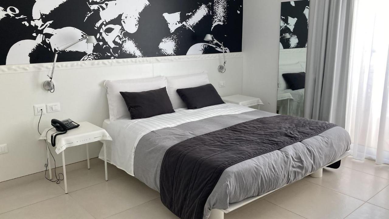 Quihotel Porto Cesareo Eksteriør bilde