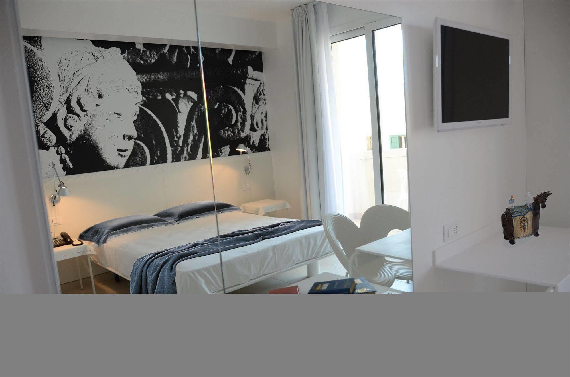 Quihotel Porto Cesareo Eksteriør bilde